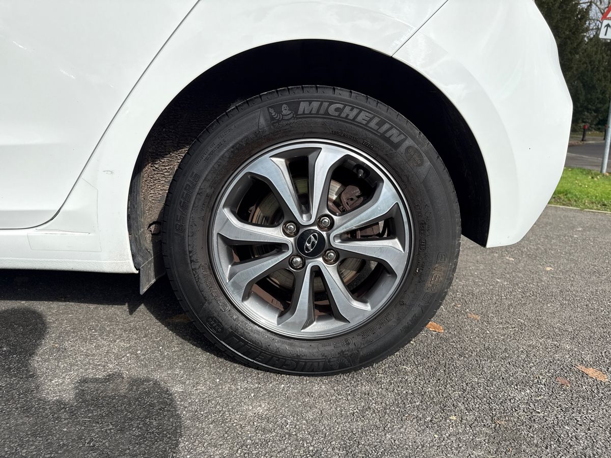 Used Hyundai i20 2020 for sale - 77660395: Photo 9