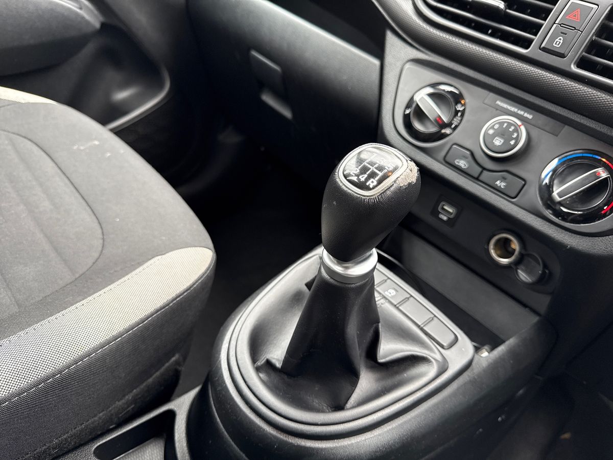 Used Hyundai i10 2021 for sale - 78102975: Photo 19