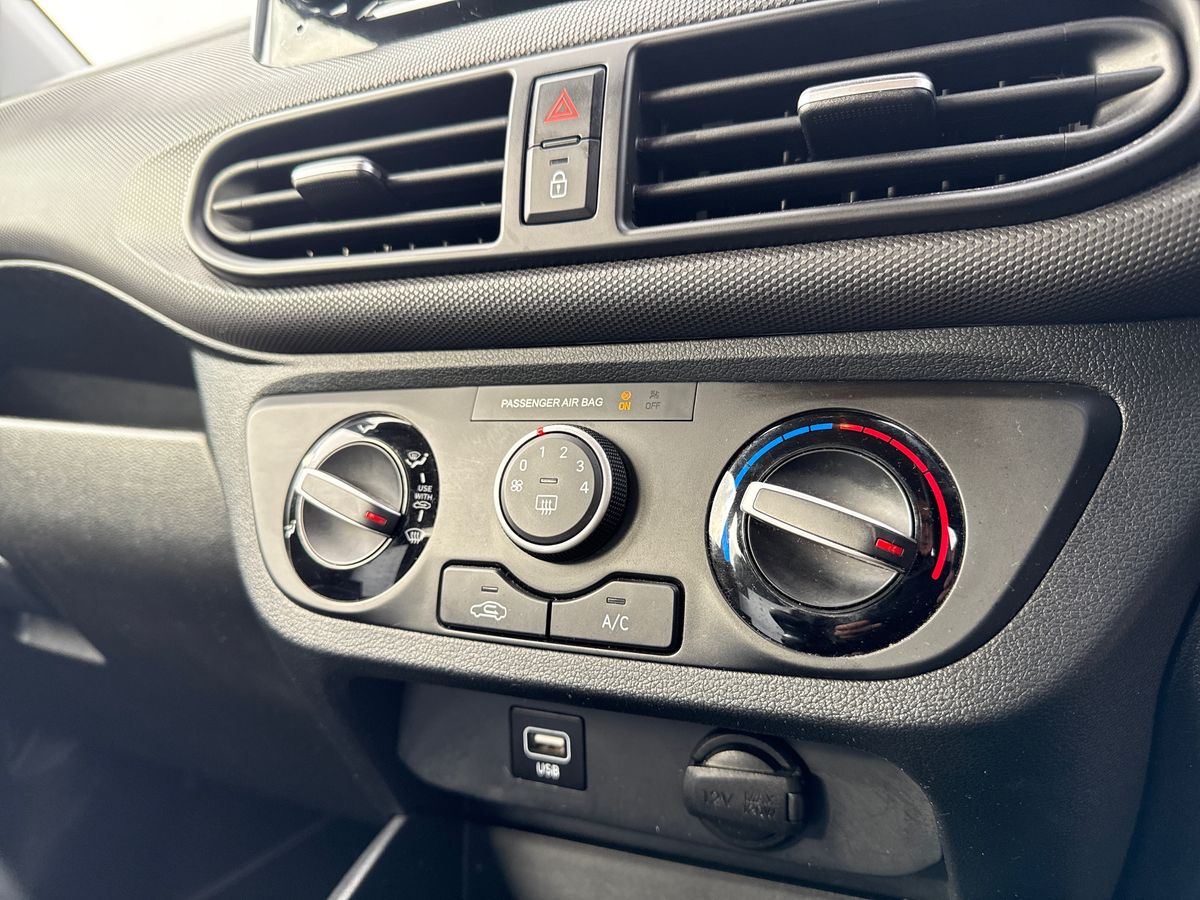 Used Hyundai i10 2020 for sale - 77401394: Photo 18