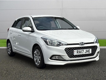 Used Hyundai i20 2017 for sale - 78786113: Photo
