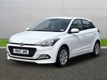Used Hyundai i20 2017 for sale - 78786113: Photo