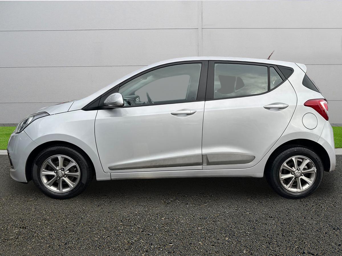 Used Hyundai i10 2016 for sale - 77031440: Photo 4