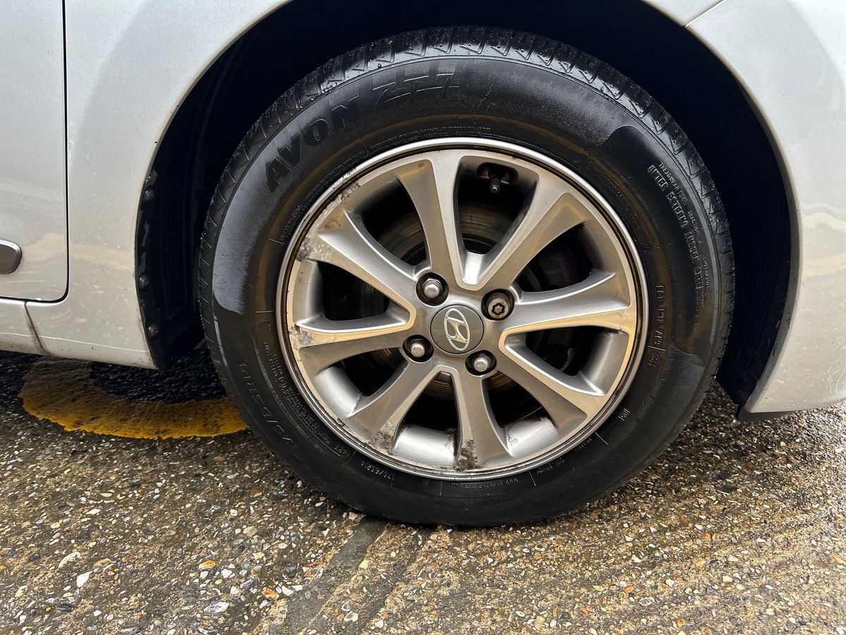 Used Hyundai i10 2016 for sale - 77031440: Photo 9