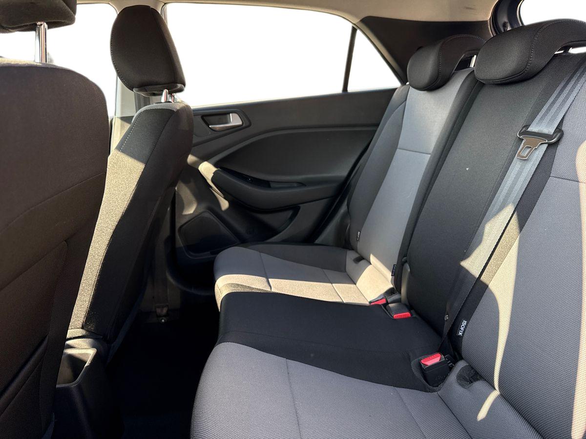 Used Hyundai i20 2018 for sale - 77755615: Photo 11