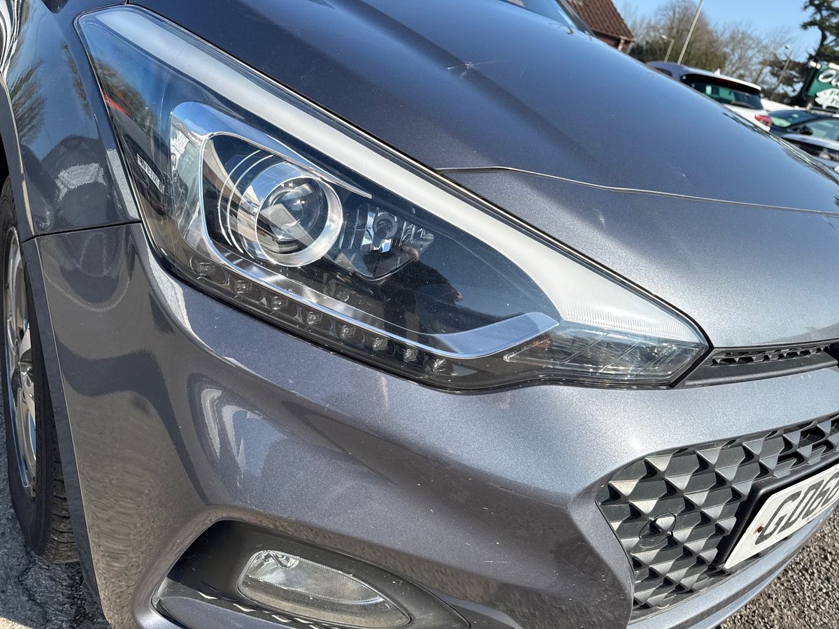 Used Hyundai i20 2018 for sale - 77755615: Photo 21