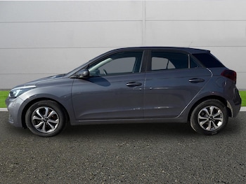 Used Hyundai i20 2018 for sale - 77755615: Photo