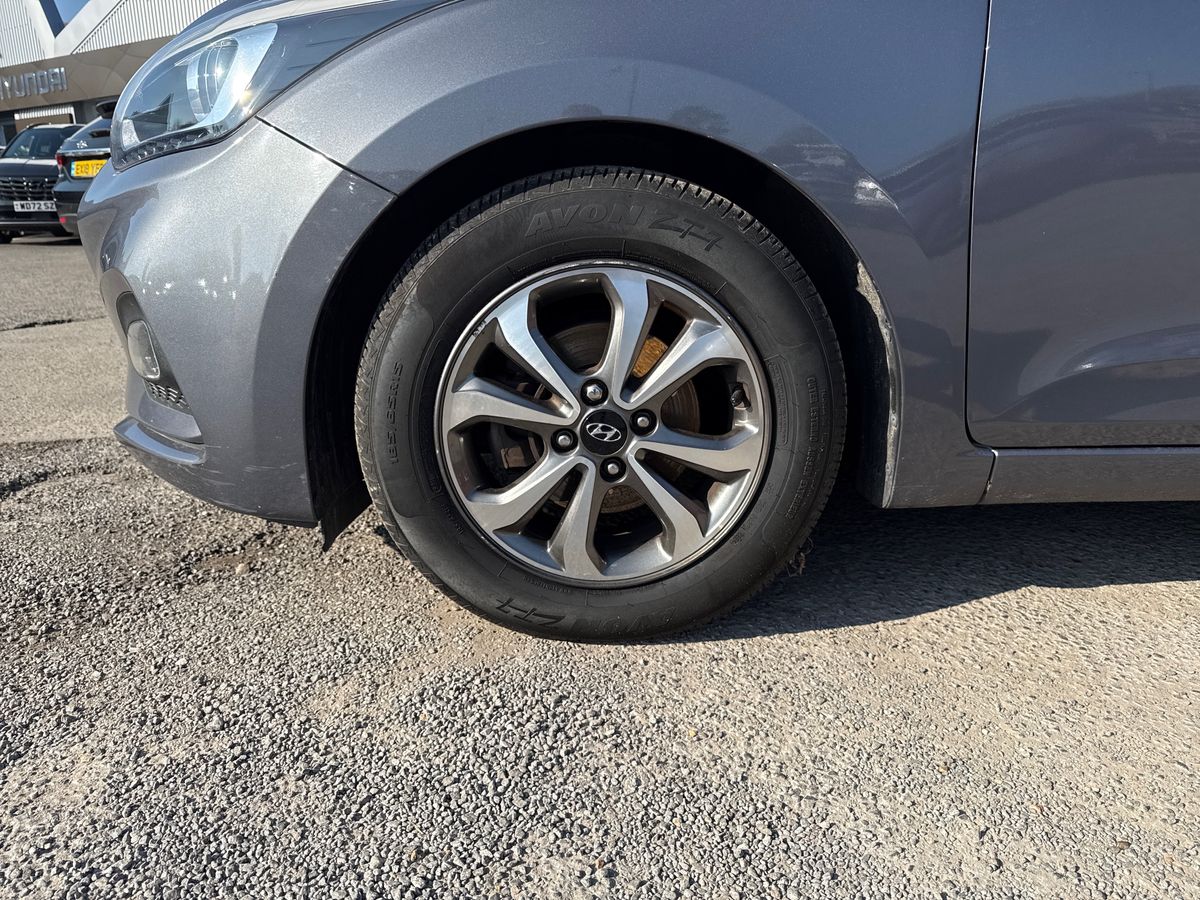 Used Hyundai i20 2018 for sale - 77755615: Photo 9