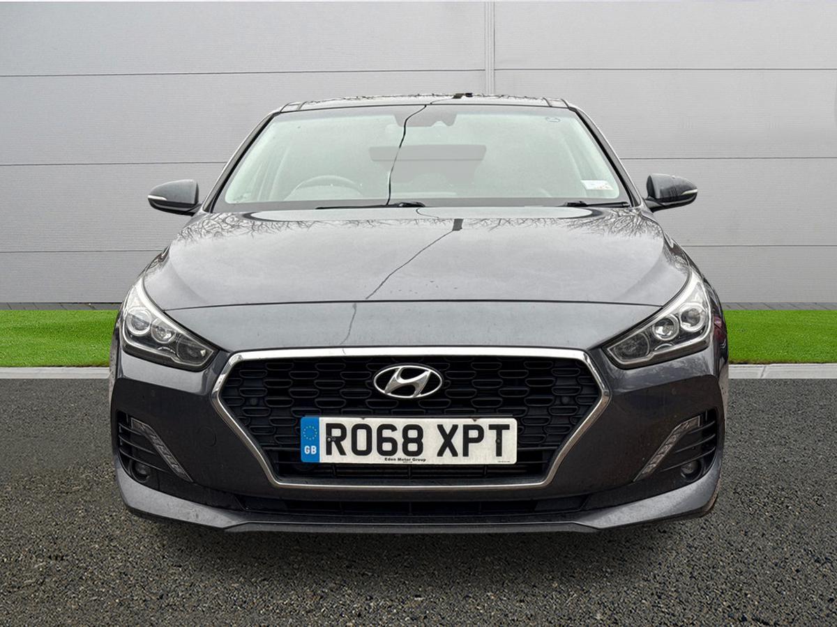 Used Hyundai i30 2018 for sale - 77244654: Photo 2