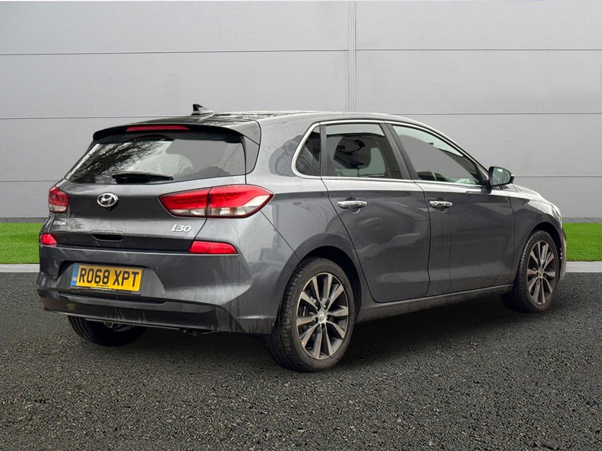 Used Hyundai i30 2018 for sale - 77244654: Photo 7