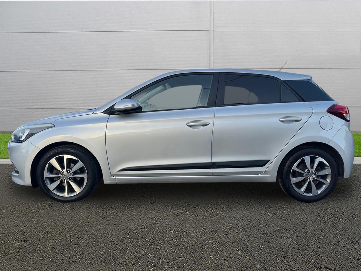 Used Hyundai i20 2016 for sale - 77755613: Photo 4