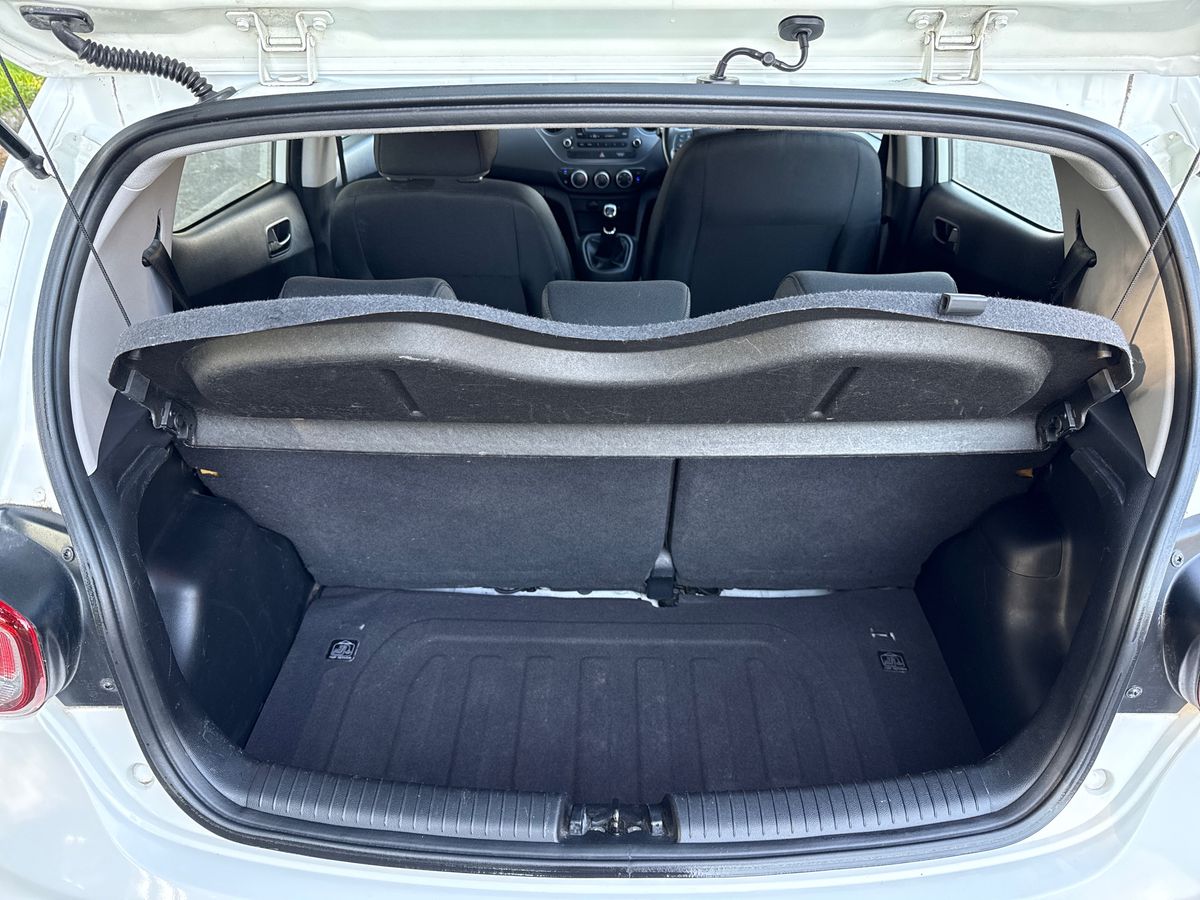 Used Hyundai i10 2018 for sale - 77959977: Photo 12