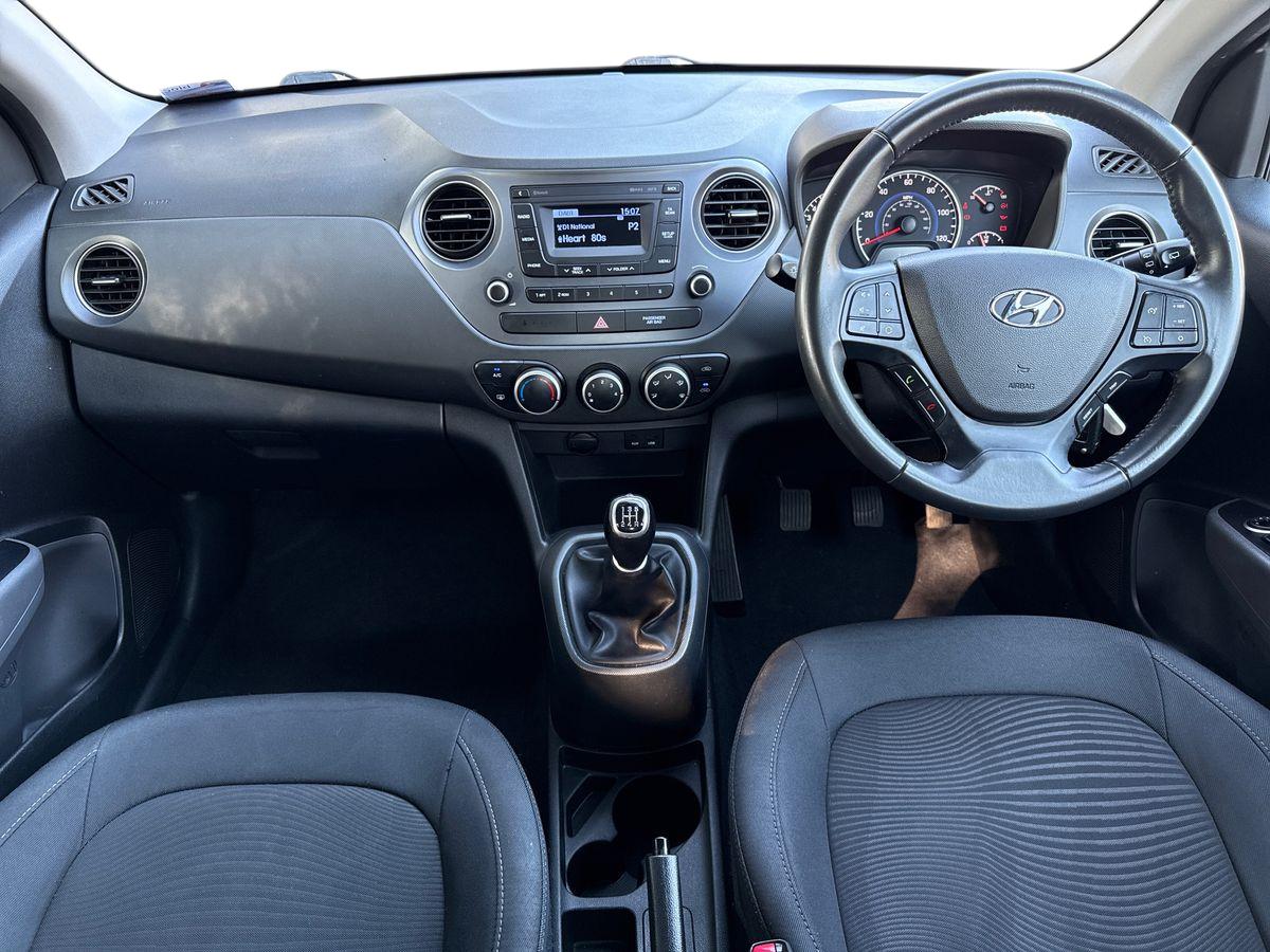 Used Hyundai i10 2018 for sale - 77959977: Photo 13