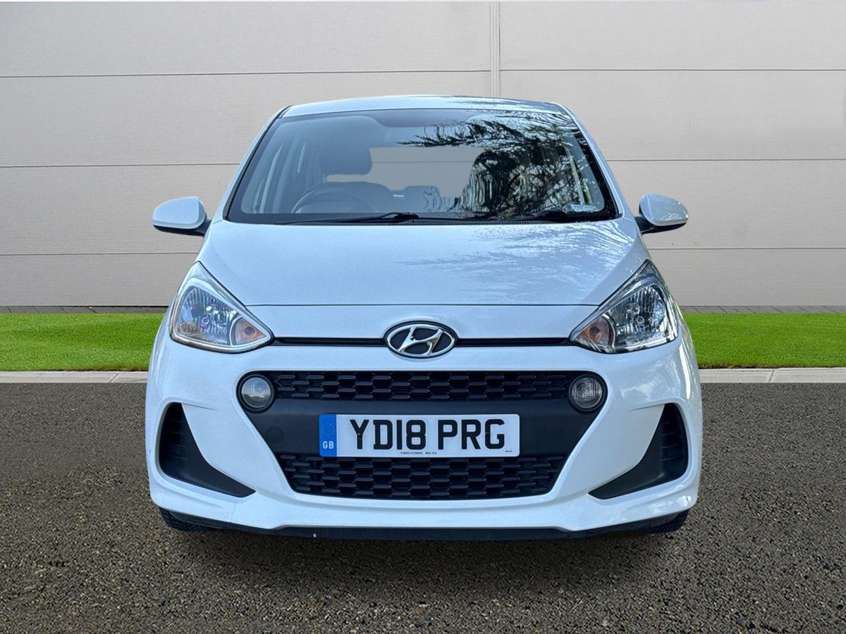 Used Hyundai i10 2018 for sale - 77959977: Photo 2