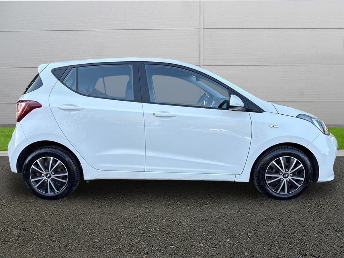 Used Hyundai i10 2018 for sale - 77959977: Photo 8