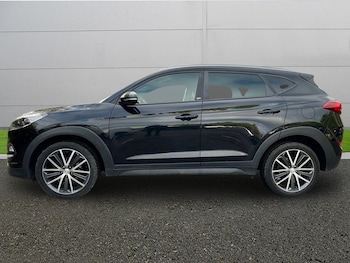 Used Hyundai TUCSON 2018 for sale - 76716950: Photo