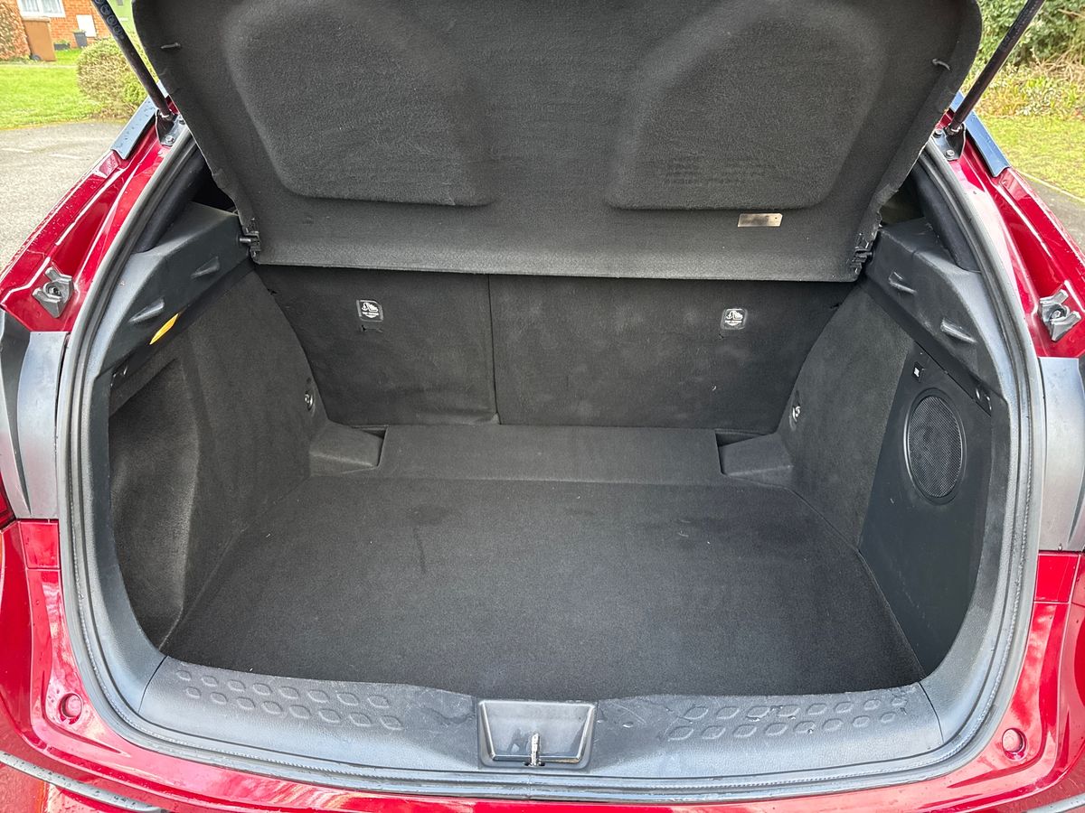 Used Toyota C-HR 2018 for sale - 77346879: Photo 12