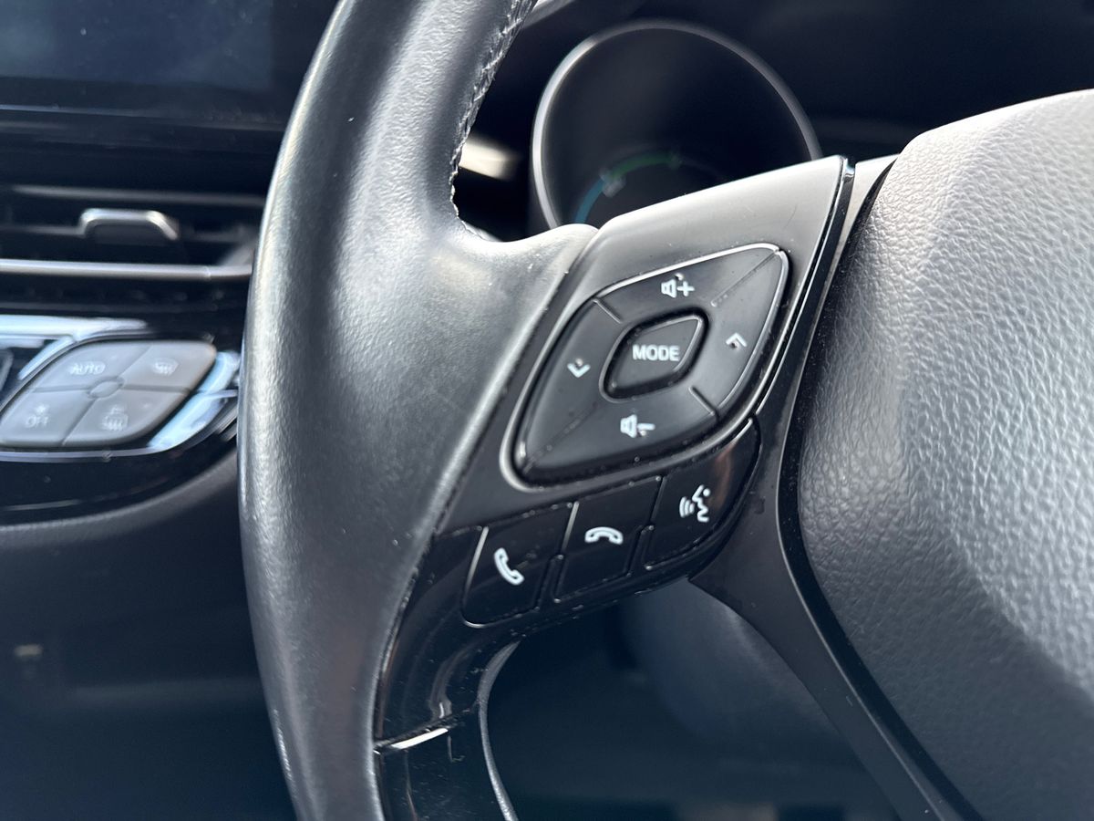 Used Toyota C-HR 2018 for sale - 77346879: Photo 16