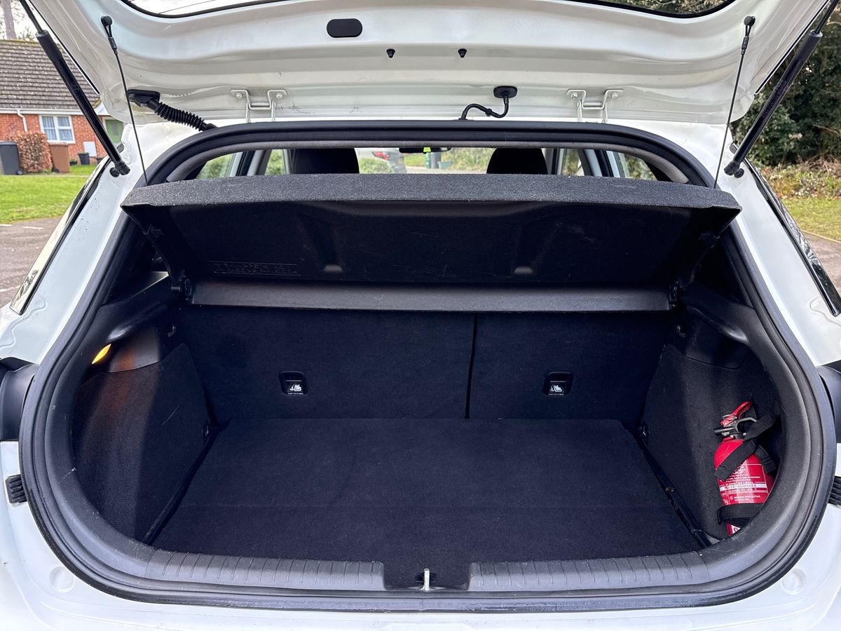 Used Hyundai i20 2017 for sale - 78172610: Photo 12