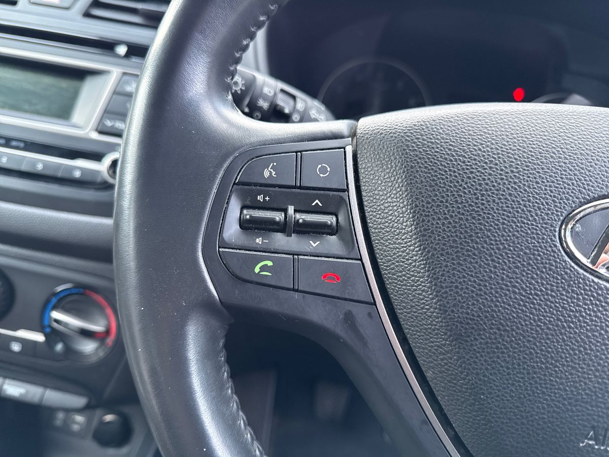 Used Hyundai i20 2017 for sale - 78172610: Photo 16