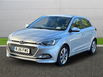 Used Hyundai i20 2016 for sale - 76714726: Photo