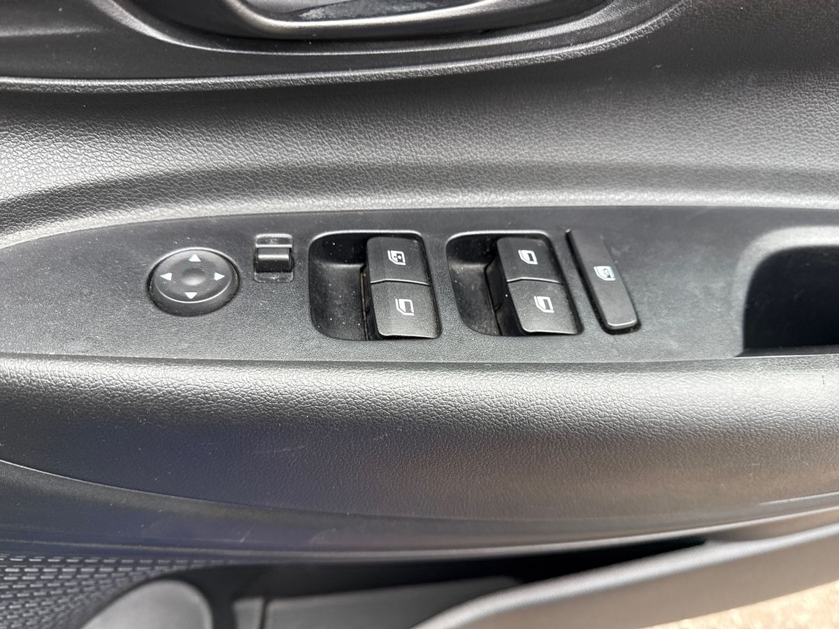 Used Hyundai i20 2021 for sale - 77702786: Photo 20