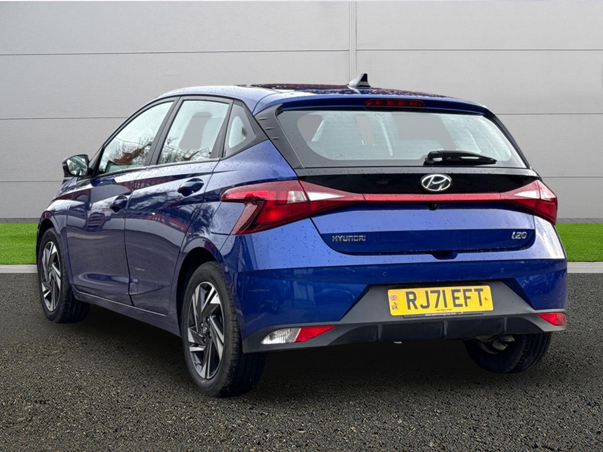 Used Hyundai i20 2021 for sale - 77702786: Photo 5