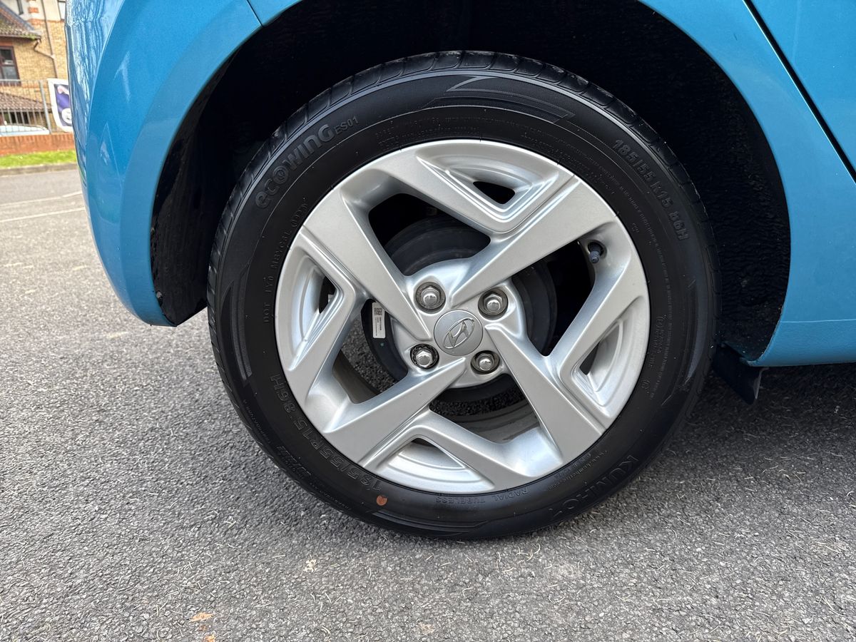 Used Hyundai i10 2021 for sale - 77739916: Photo 9