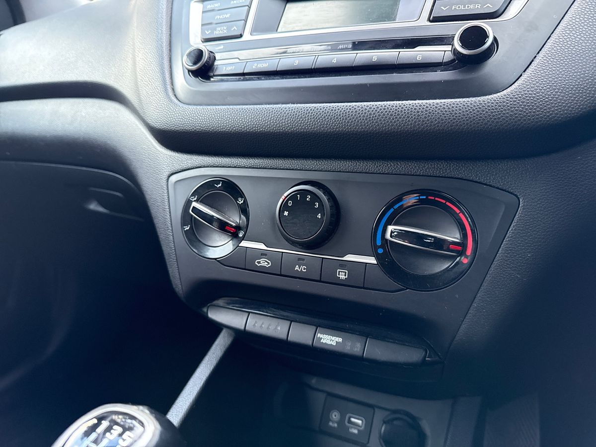 Used Hyundai i20 2017 for sale - 77269295: Photo 18