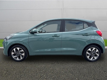 Used Hyundai i10 2024 for sale - 79087680: Photo
