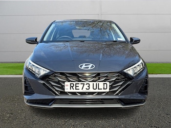 Used Hyundai i20 2024 for sale - 77739938: Photo
