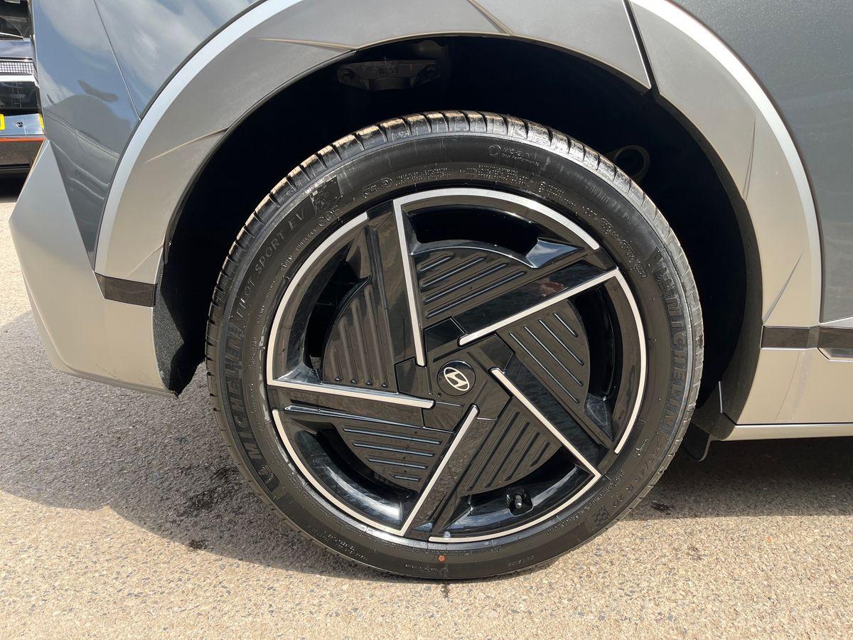 Used Hyundai IONIQ 5 2025 for sale - 76912767: Photo 9