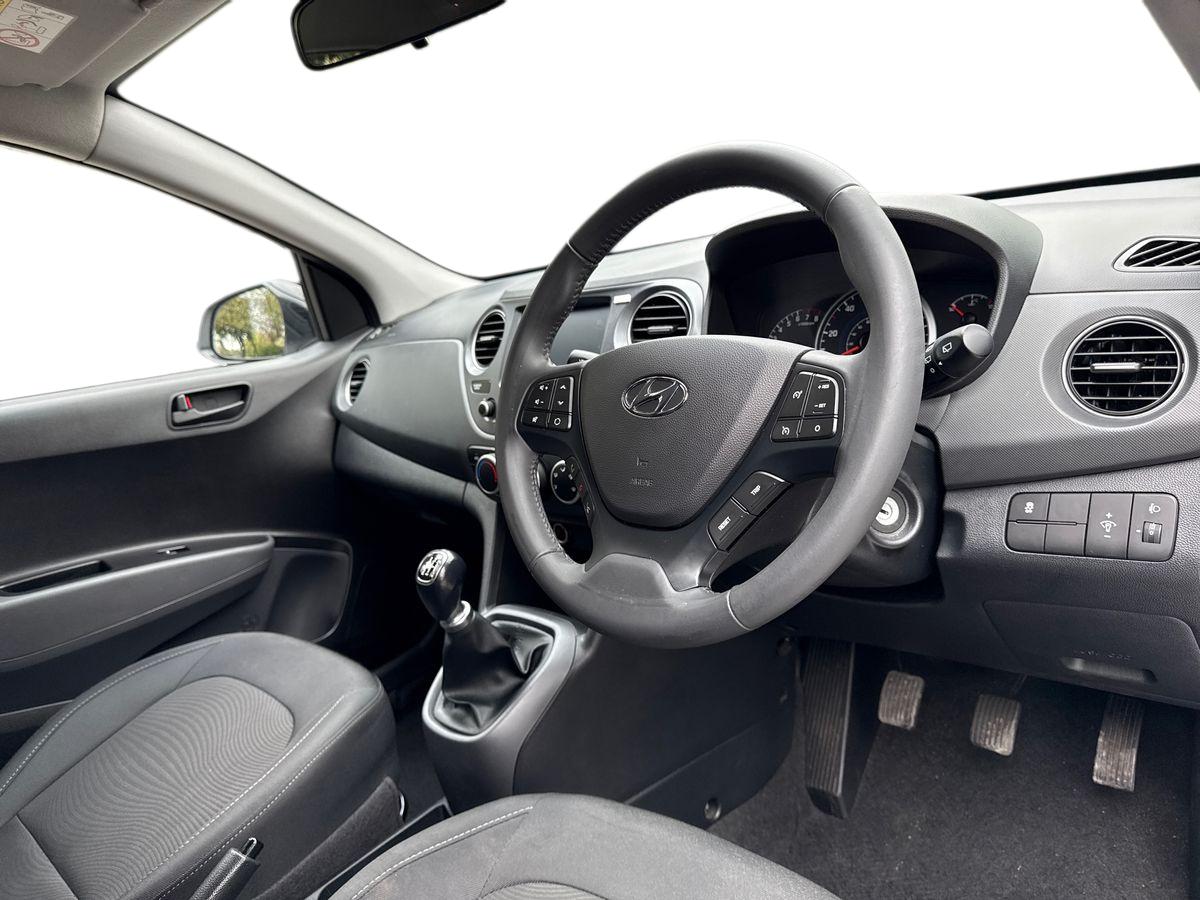 Used Hyundai i10 2020 for sale - 78102952: Photo 15