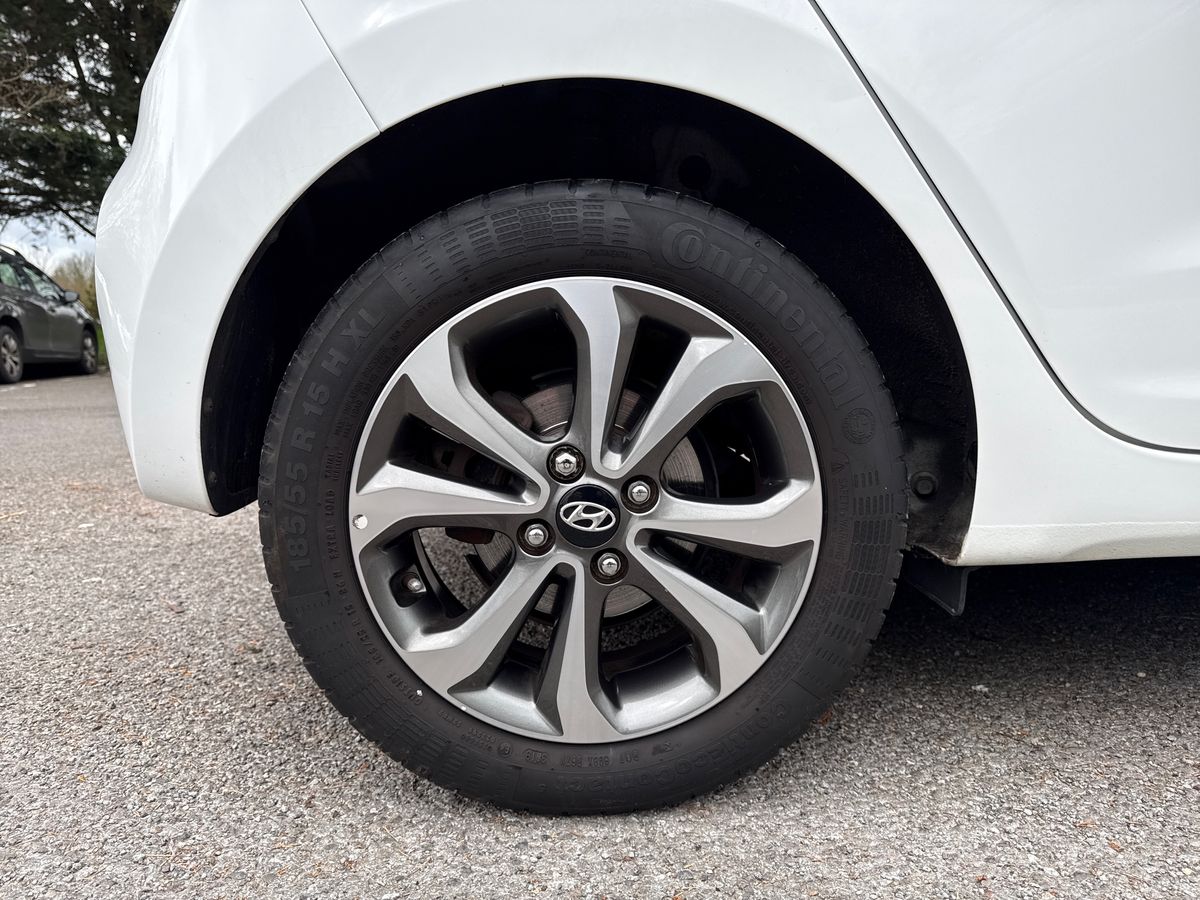 Used Hyundai i10 2020 for sale - 78102952: Photo 9