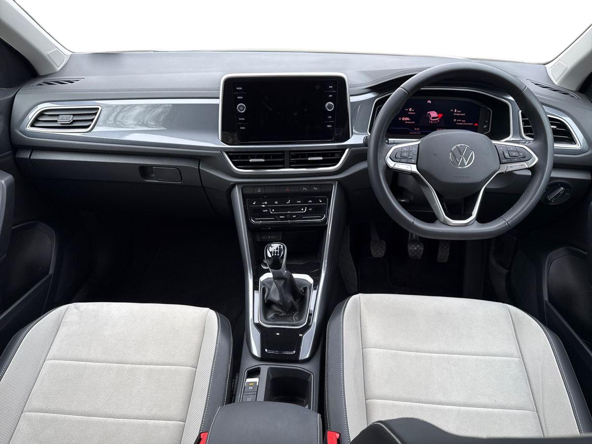 Used Volkswagen T-Roc 2023 for sale - 77786105: Photo 13