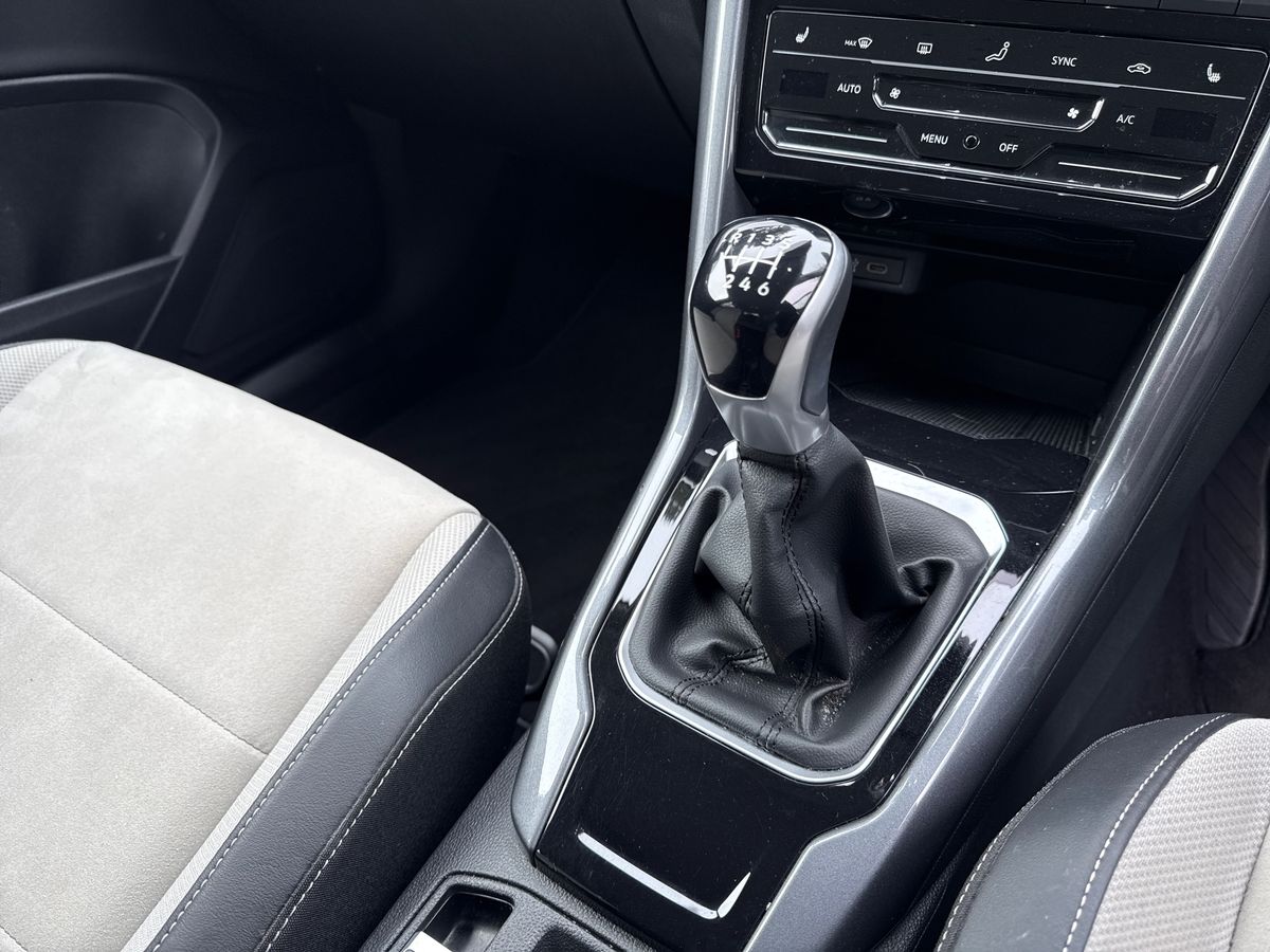 Used Volkswagen T-Roc 2023 for sale - 77786105: Photo 19