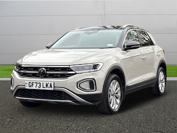 Used Volkswagen T-Roc 2023 for sale - 77786105: Photo