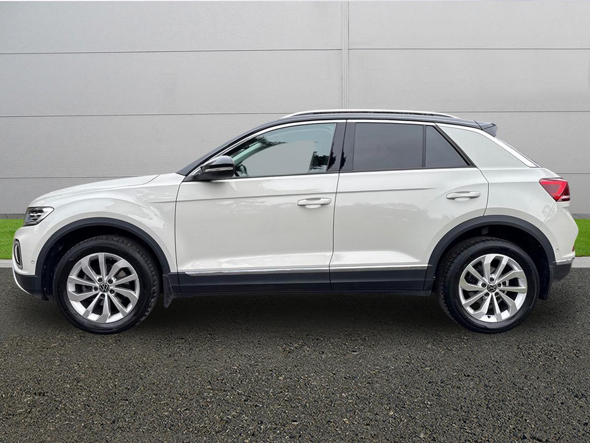 Used Volkswagen T-Roc 2023 for sale - 77786105: Photo 4