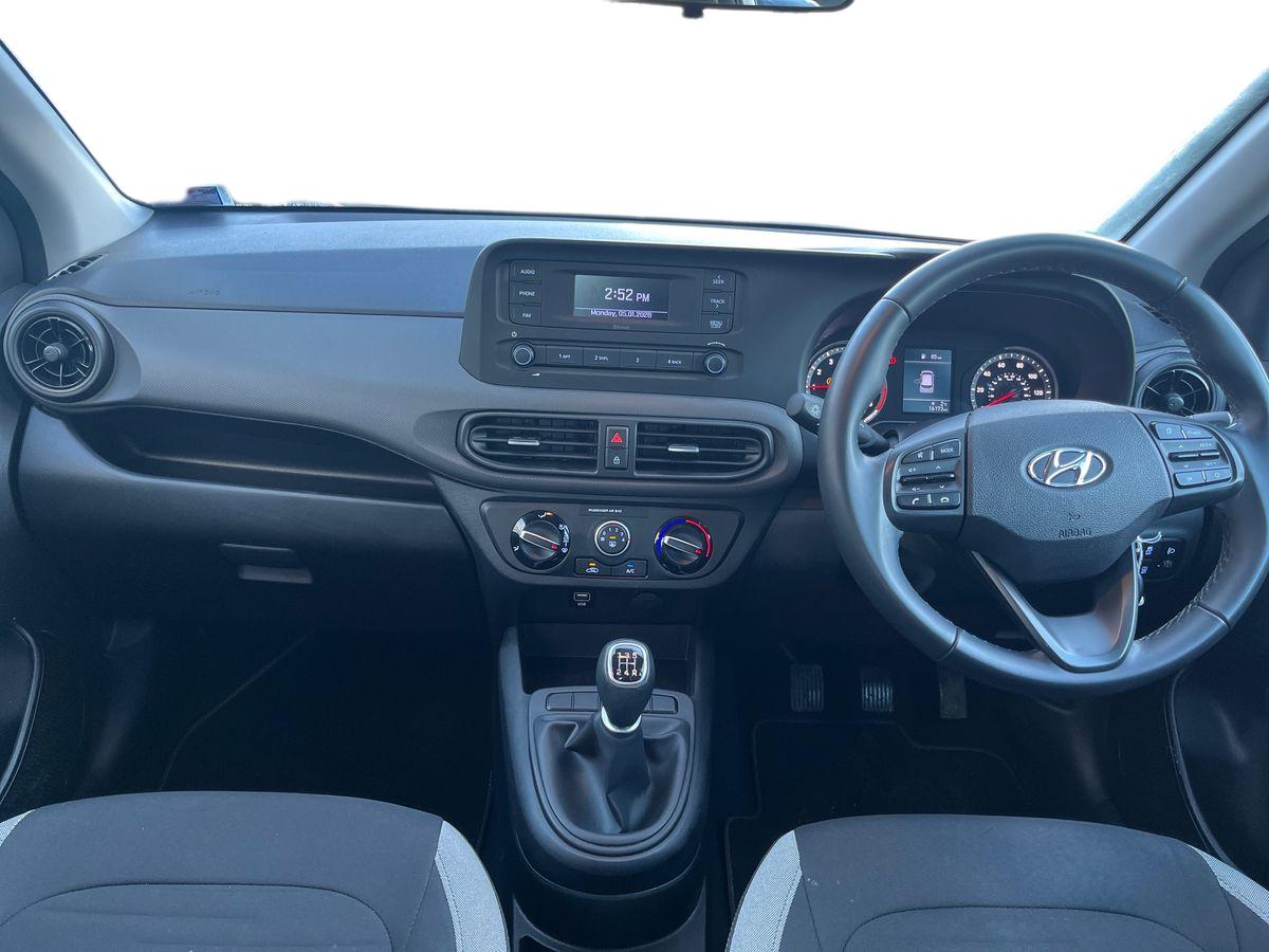 Used Hyundai i10 2022 for sale - 77198127: Photo 13