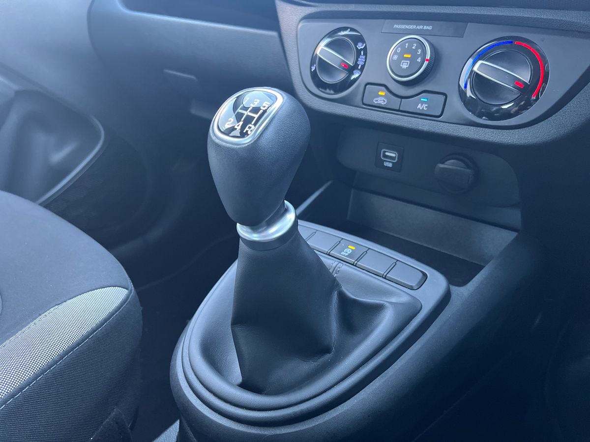 Used Hyundai i10 2022 for sale - 77198127: Photo 19