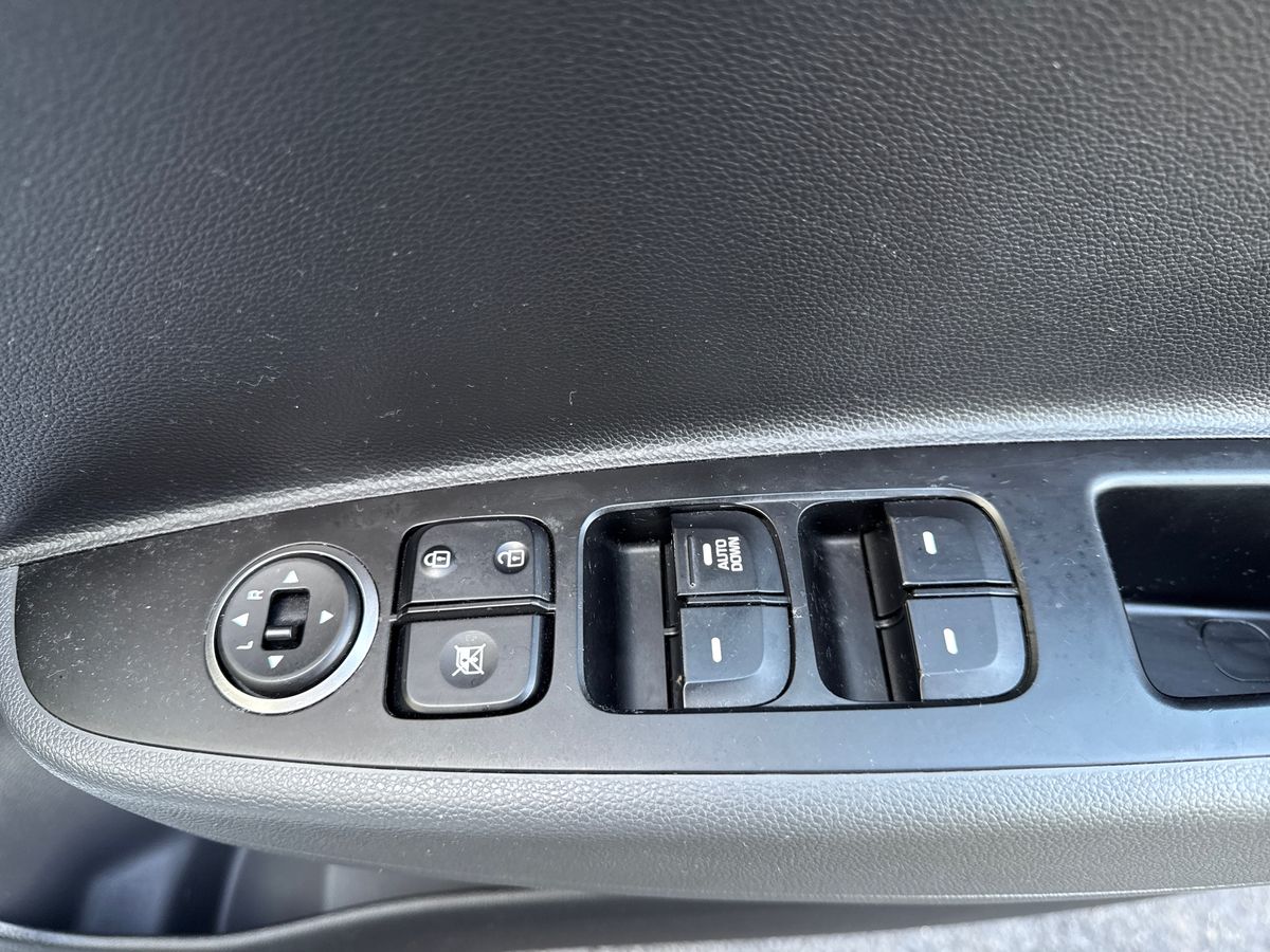 Used Hyundai i10 2020 for sale - 77346862: Photo 20