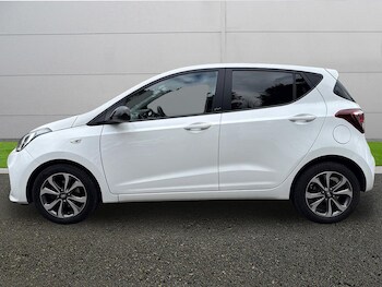 Used Hyundai i10 2020 for sale - 78411697: Photo