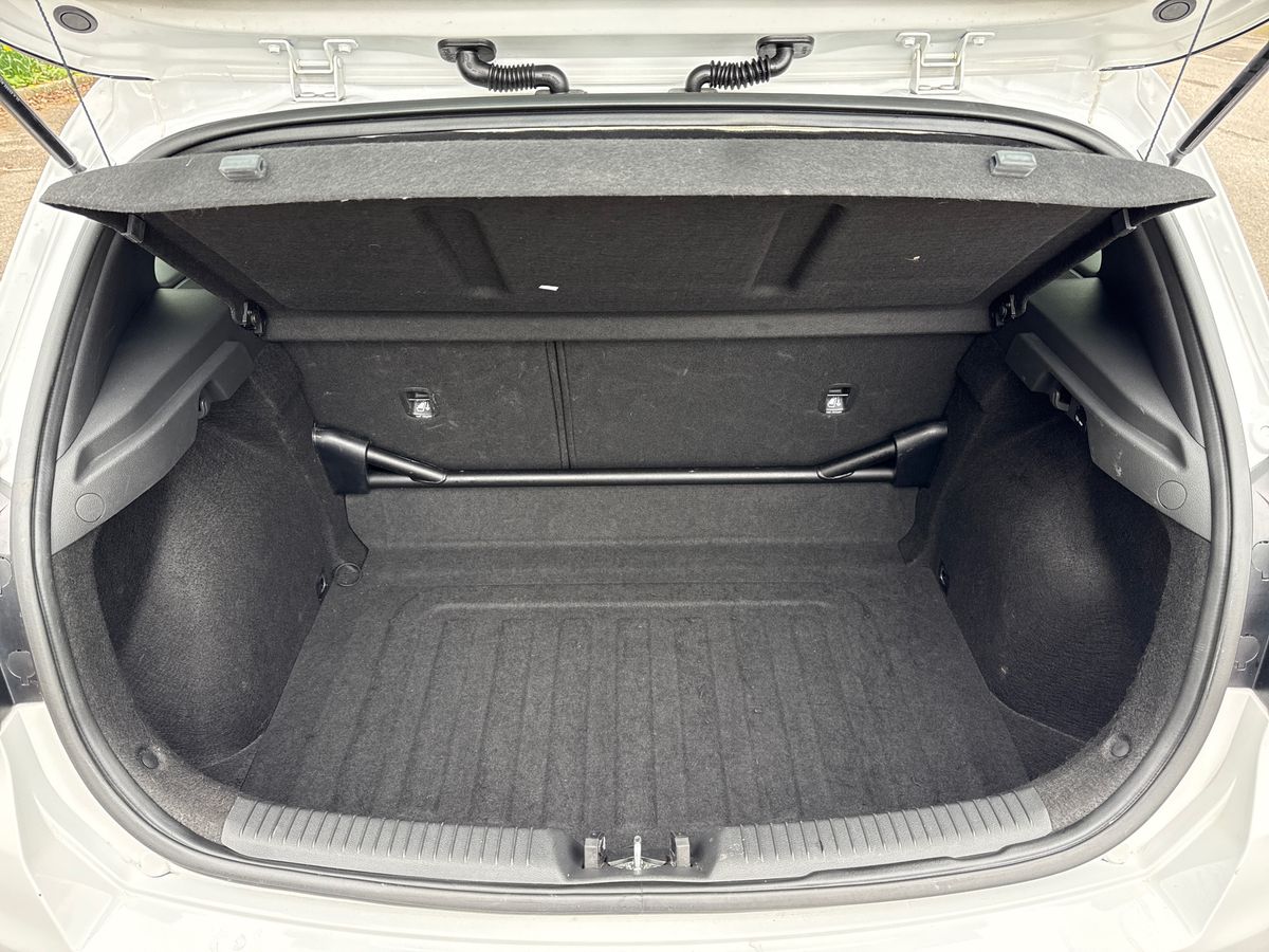 Used Hyundai i30 2023 for sale - 77810230: Photo 12