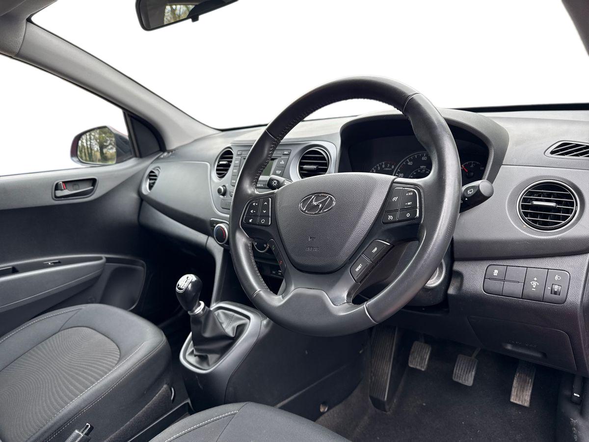 Used Hyundai i10 2019 for sale - 78008998: Photo 15