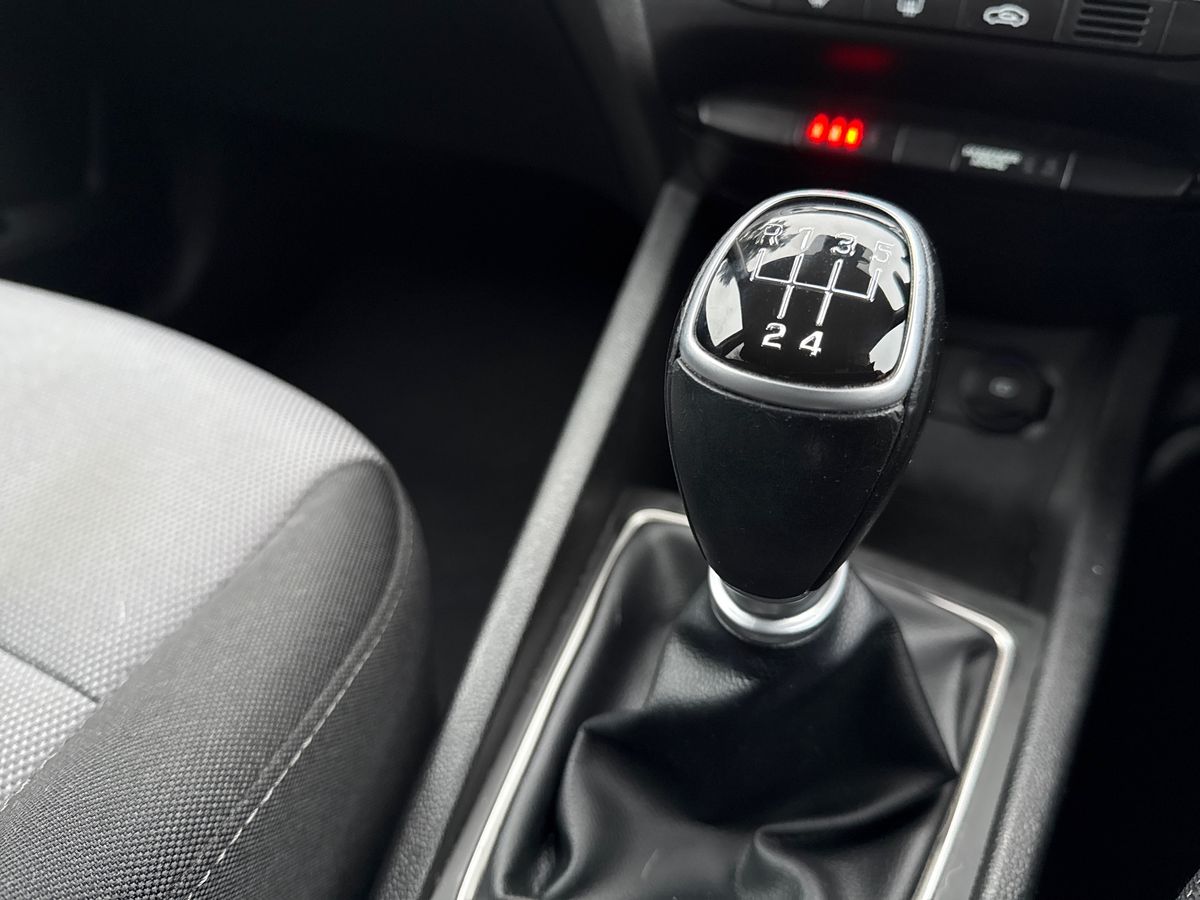 Used Hyundai i20 2019 for sale - 77428149: Photo 19