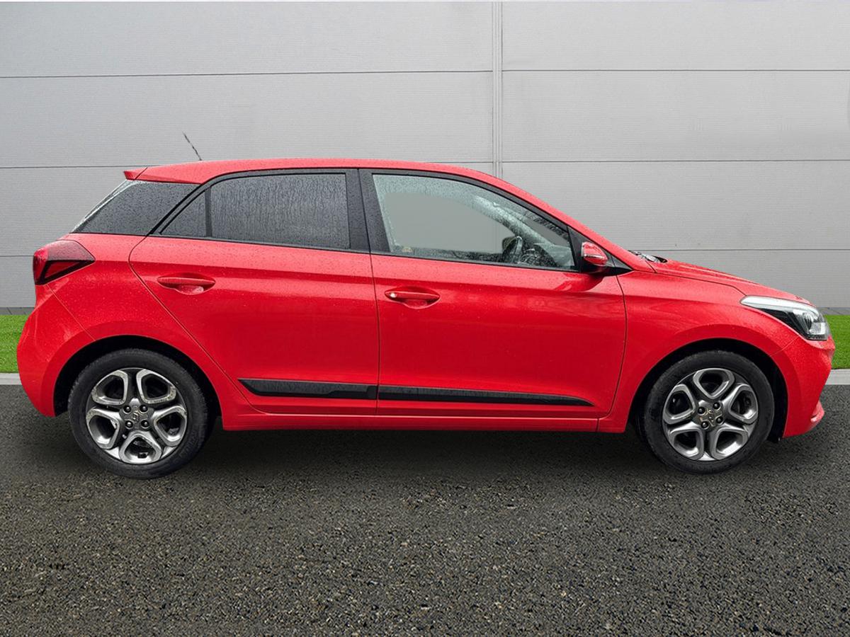Used Hyundai i20 2019 for sale - 77428149: Photo 8