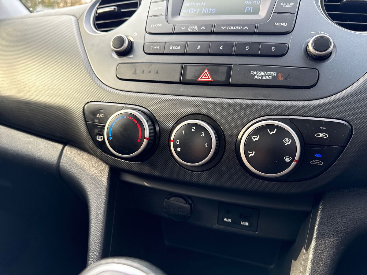 Used Hyundai i10 2017 for sale - 77965077: Photo 18