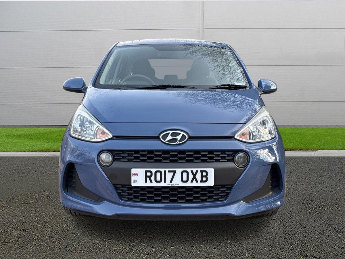 Used Hyundai i10 2017 for sale - 77965077: Photo 2