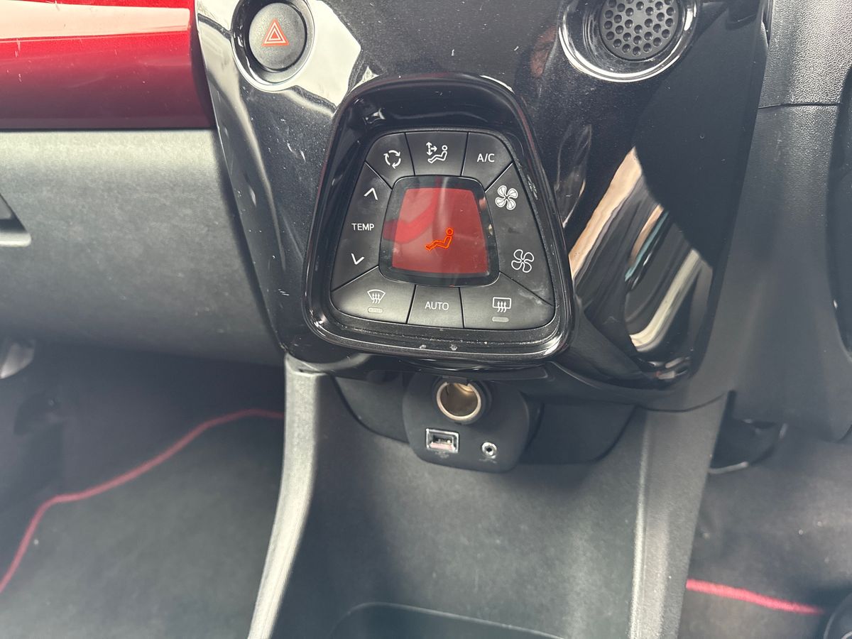Used Toyota AYGO 2017 for sale - 77786124: Photo 18