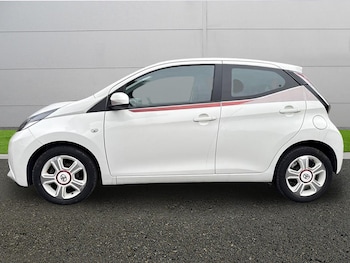 Used Toyota AYGO 2017 for sale - 77786124: Photo