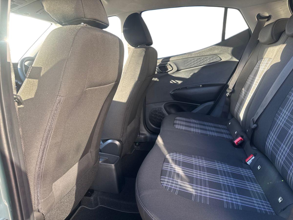 Used Hyundai i10 2025 for sale - 77205632: Photo 11